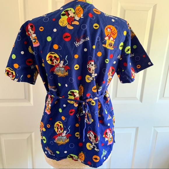 Disney Happy Halloween Minnie Mickey Mouse Pumpkins Bats Cotton Nurse Scrub Top - Picture 5 of 9